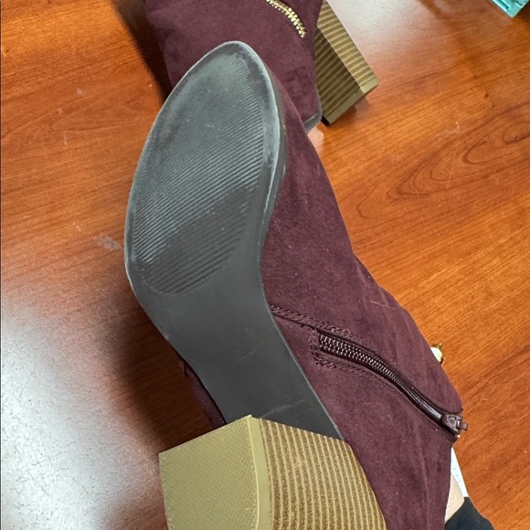 Apt 9 boots size 8.5 // 102319 - Picture 2 of 3